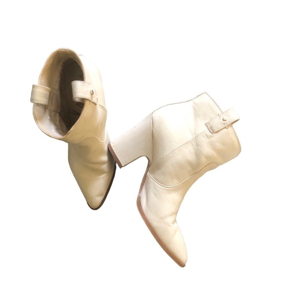 Sam Edelman Niomi Faux Suede Bootie Sz 6  Costal Cowgirl Pointy Toe  3” Heel - Picture 2 of 9